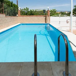 Iraizas Con Piscina Habitación en casa particular